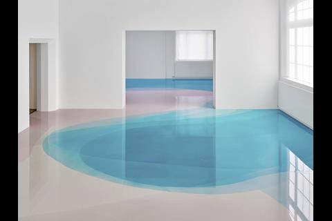 flood like and colorful floor in an exhibition3 900x674